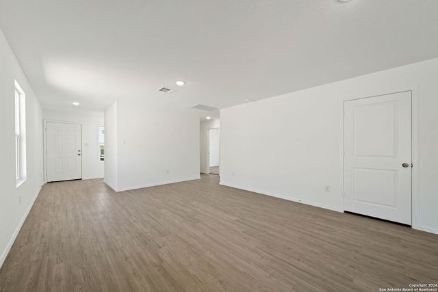 3624 Axis Hill St, New Braunfels, TX 78130