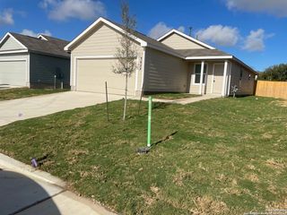 3624 Axis Hill St, New Braunfels, TX 78130