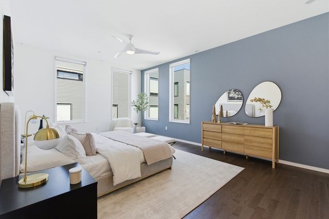 14 I Street 7, Boston, MA 02127