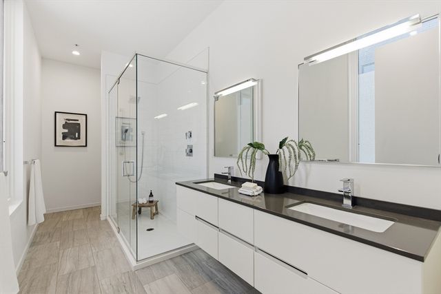 14 I Street 7, Boston, MA 02127