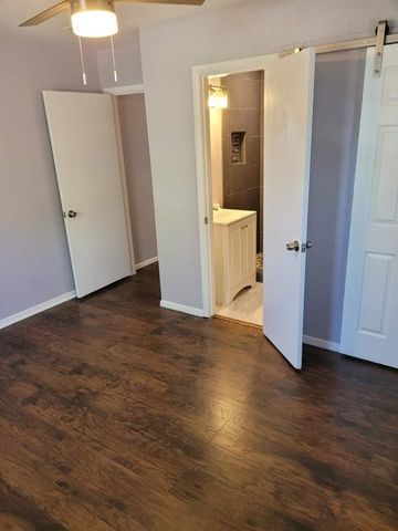 5624 Durham, Fort Worth, TX 76114