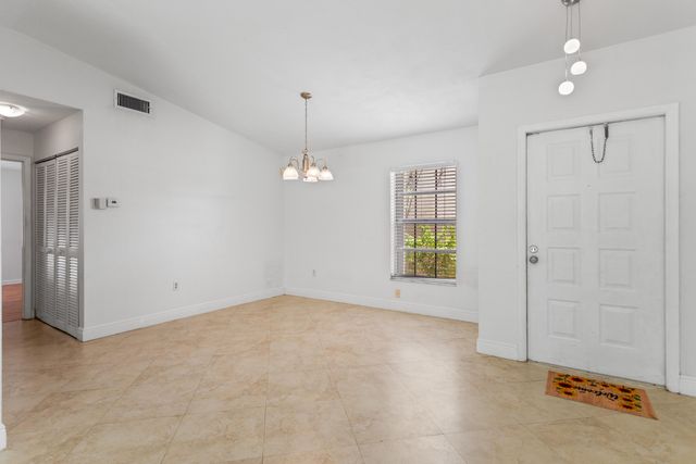 13945 LANGLEY Place, Davie, FL 33325
