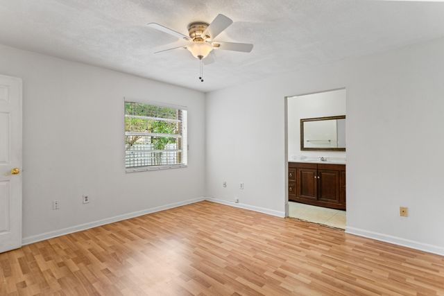 13945 LANGLEY Place, Davie, FL 33325