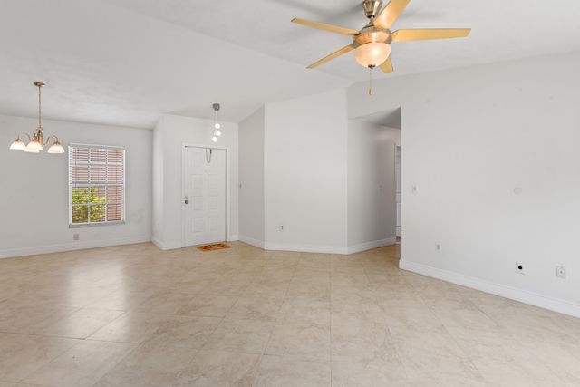 13945 LANGLEY Place, Davie, FL 33325