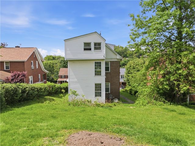331-333 Bracken Ave, Brentwood, PA 15227