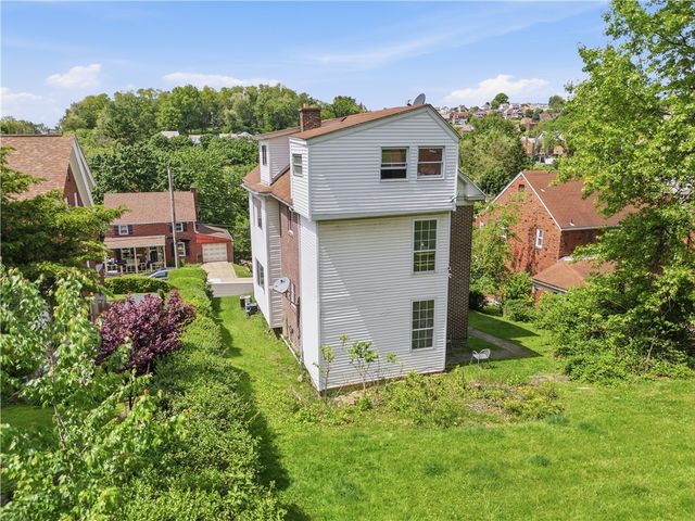 331-333 Bracken Ave, Brentwood, PA 15227
