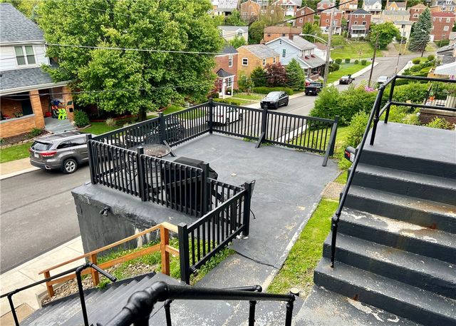 331-333 Bracken Ave, Brentwood, PA 15227