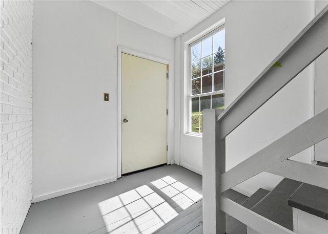 331-333 Bracken Ave, Brentwood, PA 15227
