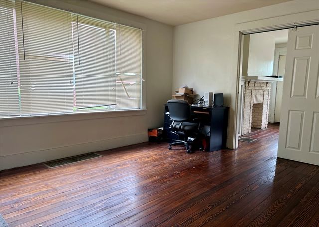 331-333 Bracken Ave, Brentwood, PA 15227