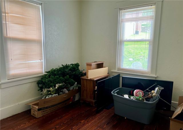 331-333 Bracken Ave, Brentwood, PA 15227