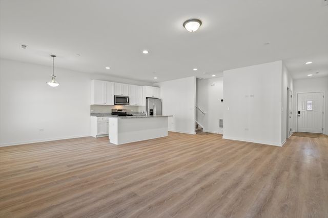 1057 Gillespie Lane 1057, Yorkville, IL 60560