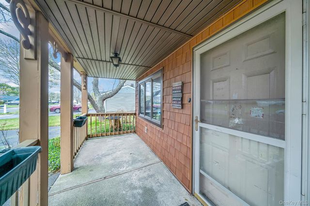 35 Mercury Avenue, East Patchogue, NY 11772