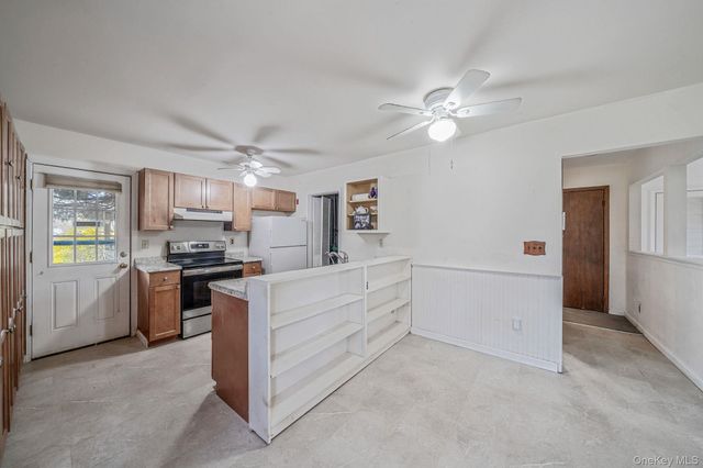35 Mercury Avenue, East Patchogue, NY 11772