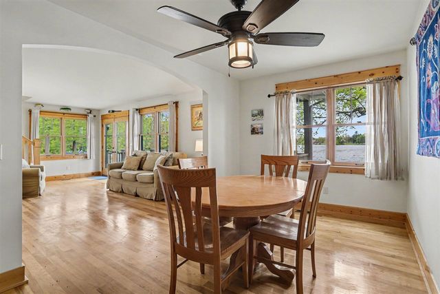49476 Fairbanks Avenue, Paw Paw, MI 49079
