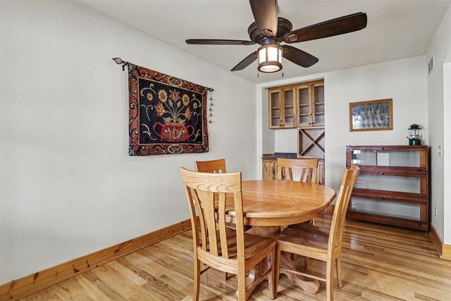 49476 Fairbanks Avenue, Paw Paw, MI 49079
