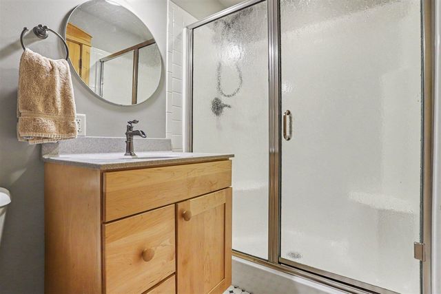 49476 Fairbanks Avenue, Paw Paw, MI 49079