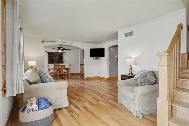 49476 Fairbanks Avenue, Paw Paw, MI 49079