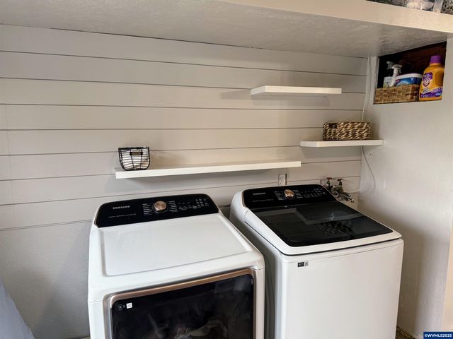 661 SE Hankel St St, Dallas, OR 97338