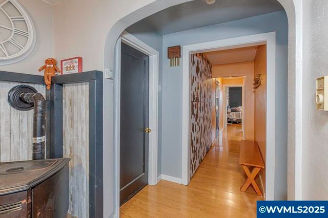 661 SE Hankel St St, Dallas, OR 97338