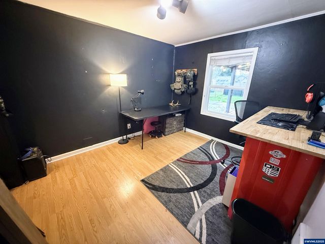 661 SE Hankel St St, Dallas, OR 97338