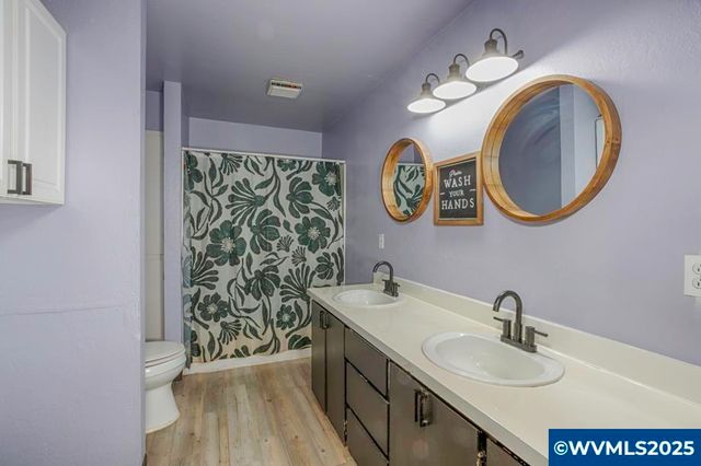 661 SE Hankel St St, Dallas, OR 97338