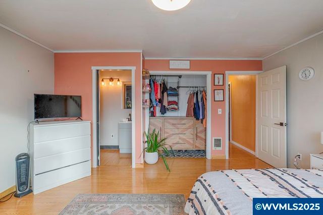 661 SE Hankel St St, Dallas, OR 97338