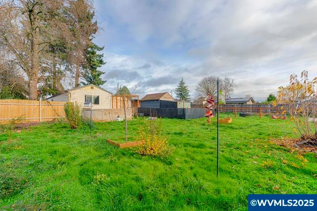 661 SE Hankel St St, Dallas, OR 97338