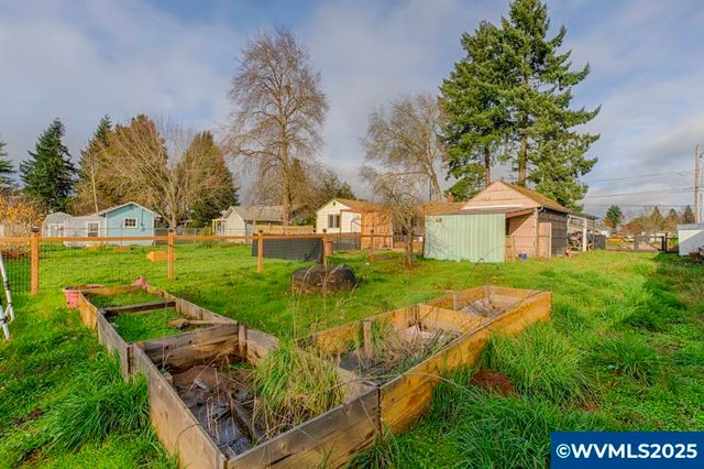 661 SE Hankel St St, Dallas, OR 97338