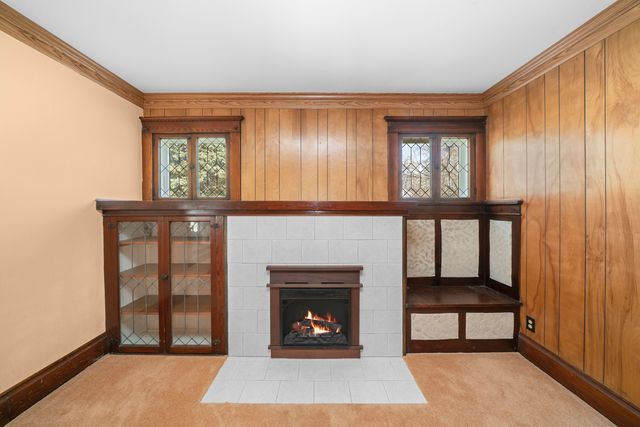 449 W Lincoln Avenue, Hinckley, IL 60520