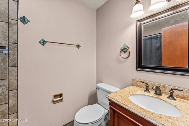 5011 Calle Del Ranchero, Las Cruces, NM 88011