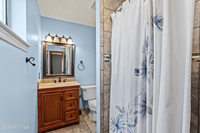 5011 Calle Del Ranchero, Las Cruces, NM 88011