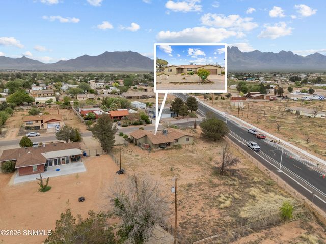 5011 Calle Del Ranchero, Las Cruces, NM 88011