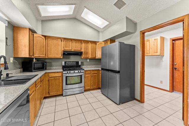 5011 Calle Del Ranchero, Las Cruces, NM 88011