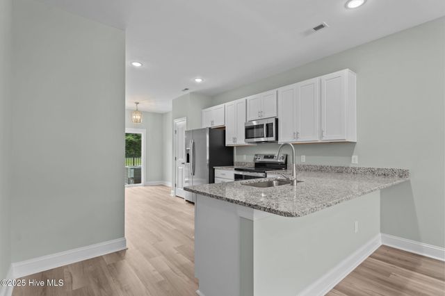 229 Sandy Cove Lane, Sneads Ferry, NC 28460