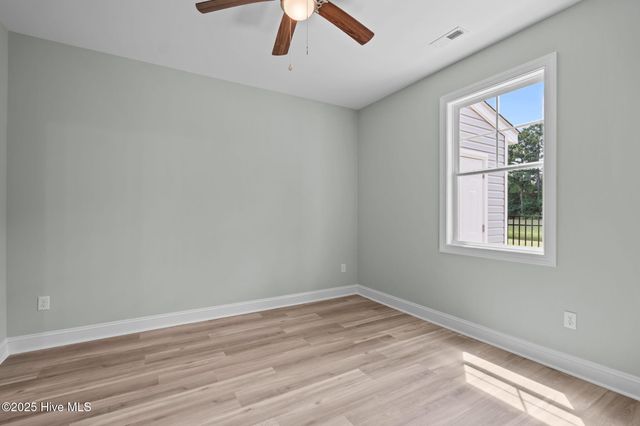 229 Sandy Cove Lane, Sneads Ferry, NC 28460