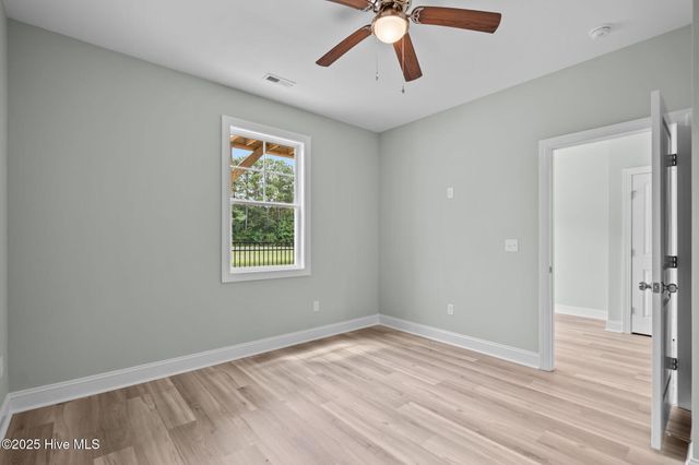 229 Sandy Cove Lane, Sneads Ferry, NC 28460