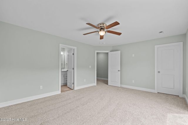 229 Sandy Cove Lane, Sneads Ferry, NC 28460