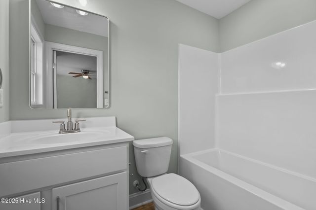 229 Sandy Cove Lane, Sneads Ferry, NC 28460