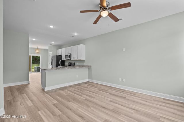 229 Sandy Cove Lane, Sneads Ferry, NC 28460