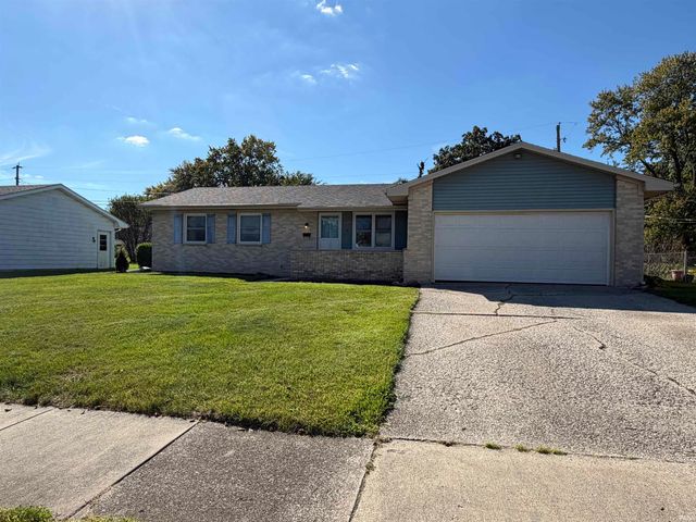 2109 CHOCHTIMAR Trail, Fort Wayne, IN 46808