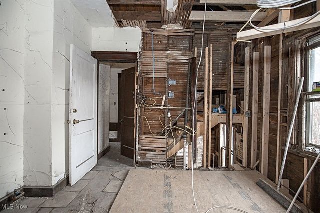 13819 Northfield Avenue, East Cleveland, OH 44112