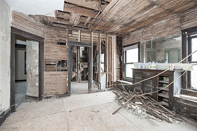 13819 Northfield Avenue, East Cleveland, OH 44112