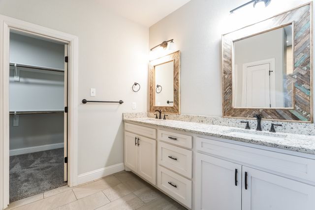 1408 Lexington Street, Weatherford, TX 76086