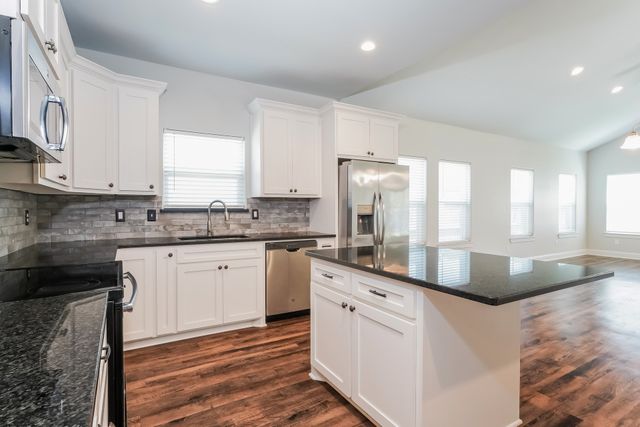 1408 Lexington Street, Weatherford, TX 76086