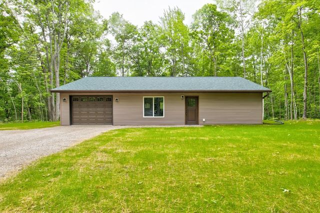 W9701 MAKWA COURT, Crivitz, WI 54114