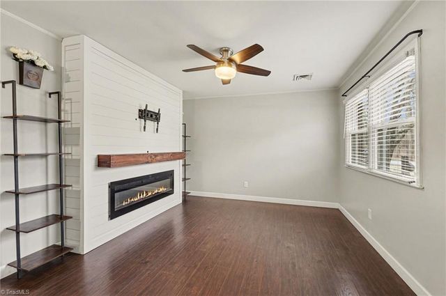 200 Redwood Bend Road, King, NC 27021