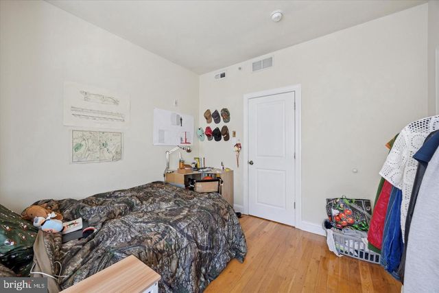 1842 N 17TH ST, Philadelphia, PA 19121