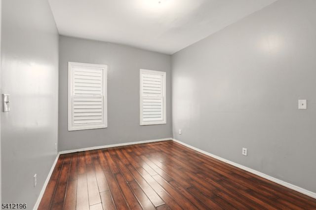 51 N 14Th St, East Orange City, NJ 07017