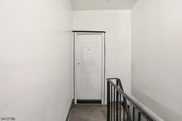 51 N 14Th St, East Orange City, NJ 07017