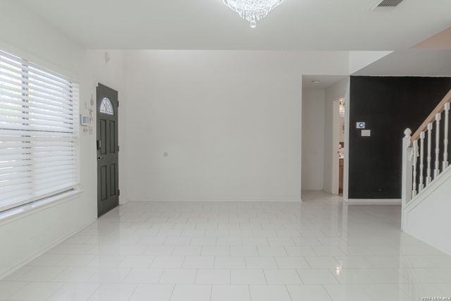 2806 Redriver, San Antonio, TX 78259